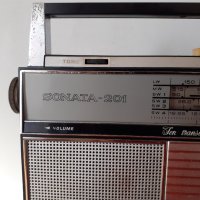 Радио SONATA -201 СССР, снимка 1 - Радиокасетофони, транзистори - 43071051