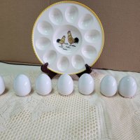 Великденска порцеланова чиния и айца, снимка 3 - Декорация за дома - 40172216