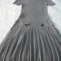 Дамска рокля с плисета - S размер, снимка 1 - Рокли - 32337901