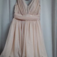 Две рокли , размер M . Цена за 1 бр . 100лв., снимка 1 - Рокли - 43330179
