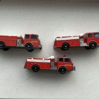 Метални колички Matchbox Fire Pumper Truck в мащаб 1:104, снимка 2 - Колекции - 39835630