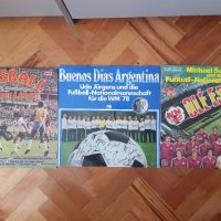 Стари плочи с химни на футболни отбори, снимка 1 - Колекции - 32615897
