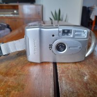 Стар фотоапарат Polaroid V35, снимка 1 - Антикварни и старинни предмети - 43837632