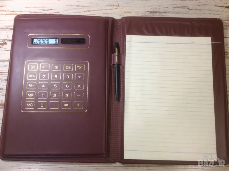Калкулатор огромен с тефтер на слънчеви батерии нов от 90те, снимка 1