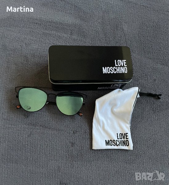 Moschino слънчеви очила, снимка 1