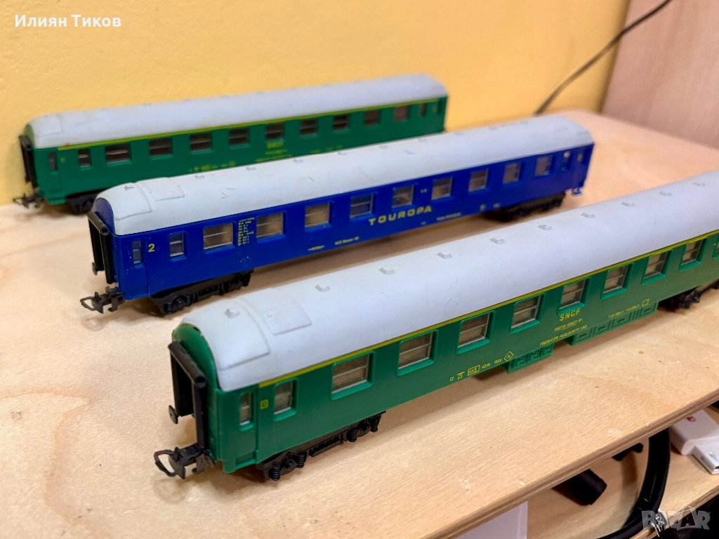 Пътнически вагони HO 1:87 Tempo Yugoslavia влак, снимка 1