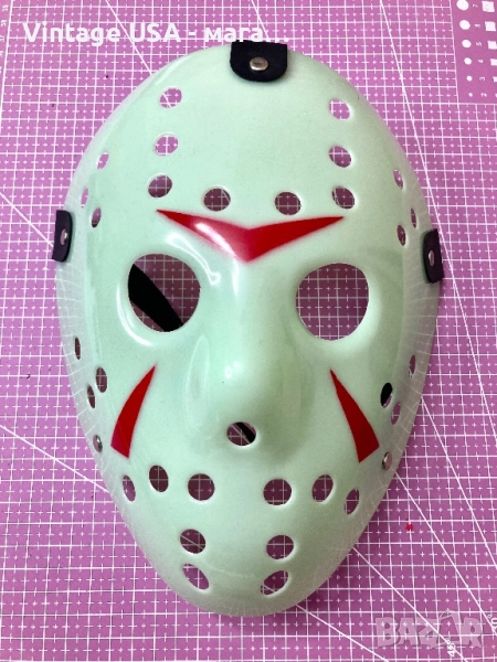Glow in the dark маска от филма Петък 13 / Хелоуин / Halloween, снимка 1