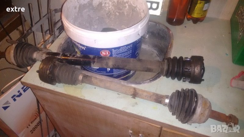 Полуоски лява дясна+карета за Vw Golf 3 1.6 75кс Фолксваген голф полуоски, снимка 1