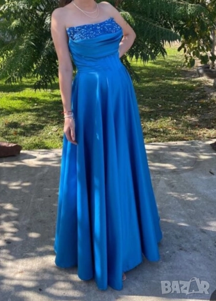 Дамска абитуриенска рокля , снимка 1