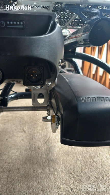 Триколка  , снимка 1