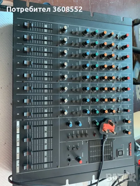 Продавам миксер Tascam M108, снимка 1