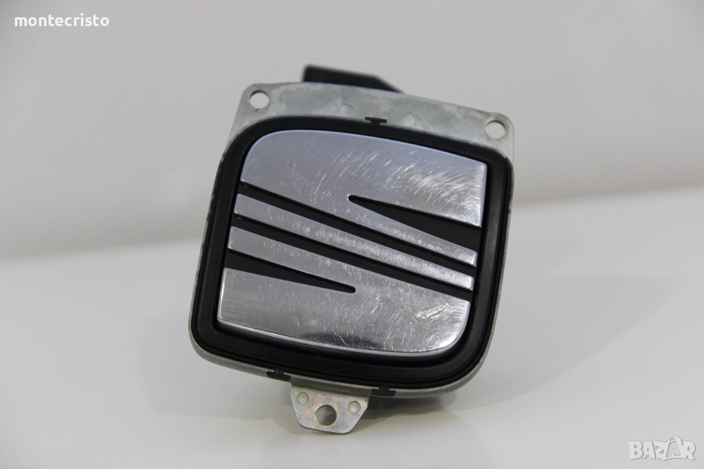 Задна емблема Seat Ibiza III (2002-2008г.) Дръжка заден капак Сеат Ибиза / 6L6827573D, снимка 1