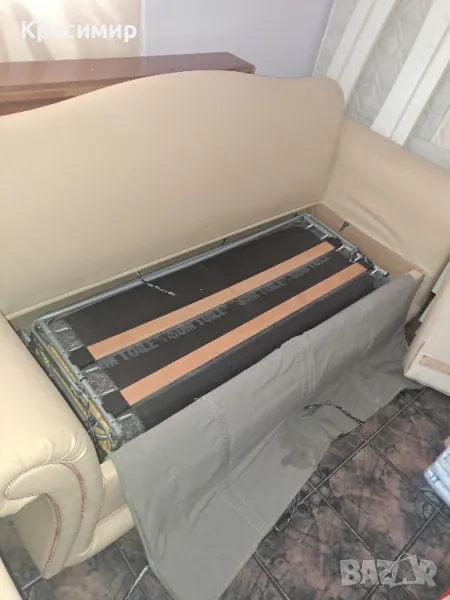 Диван разтегателен кожен, снимка 1