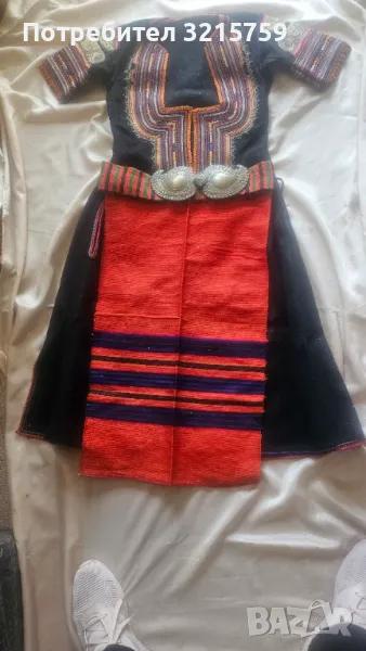 АВТЕНТИЧНА КЮСТЕНДИЛСКА САЯ НОСИЯ ,златна СЪРМА, пафти, снимка 1