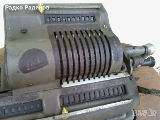 стара сметачна машина, снимка 3 - Антикварни и старинни предмети - 27561709