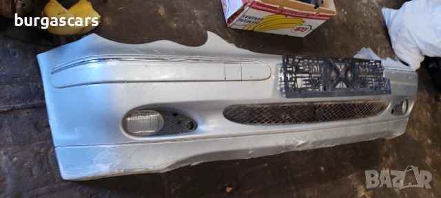 Предна броня Mercedes C220 W203 - 110лв, снимка 3 - Части - 50533612