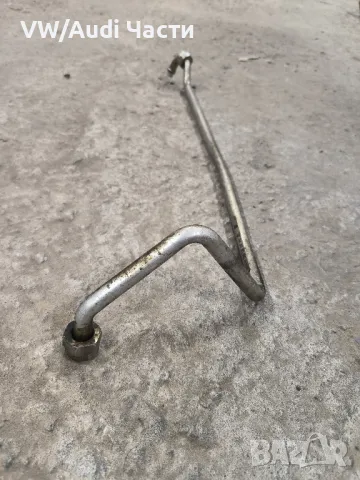 Тръба тръбичка маслен охладител за Туарег Порше Ауди VW Touareg Porsche Cayenne Audi Q7 7L0317821, снимка 2 - Части - 47857465