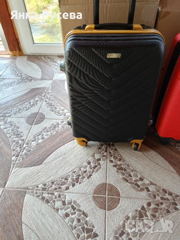куфар за ръчен багаж 
