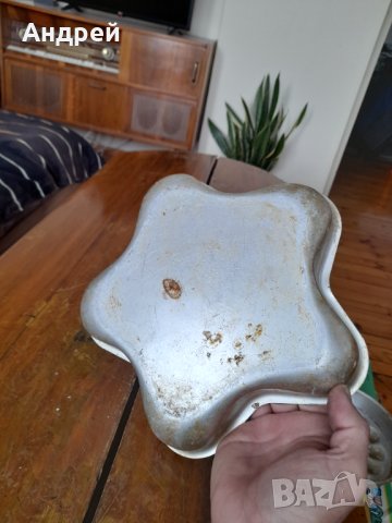 Стара алуминиева форма за кекс #12, снимка 5 - Други ценни предмети - 43255175