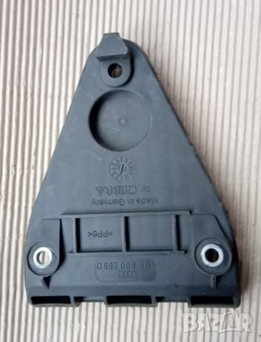държач предупредителен триъгълник Audi A6 c5 , снимка 1 - Части - 37055393
