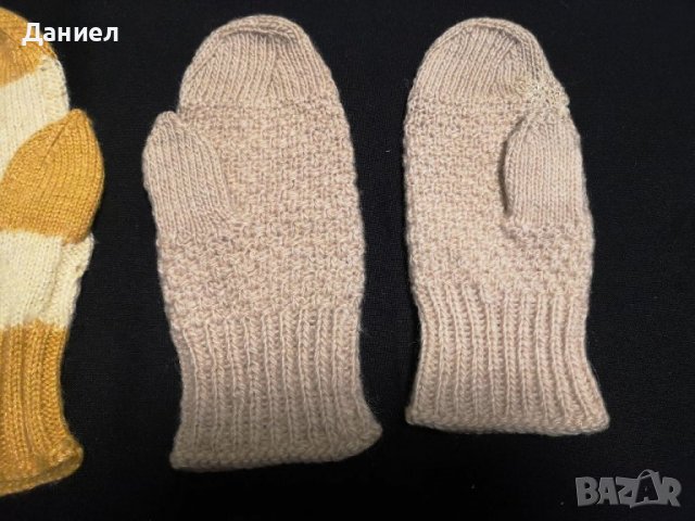 Два комплекта плетени ръкавици , снимка 2 - Антикварни и старинни предмети - 39148011