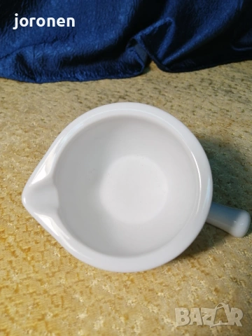 Порцеланово хаванче с пестик, снимка 2 - Сервизи - 53609257