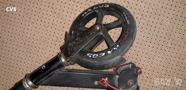 ТРОТИНЕТКИ OXELO, 2 амортисьора, силиконови колела 200мм, снимка 8 - Скейтборд, ховърборд, уейвборд - 27852735