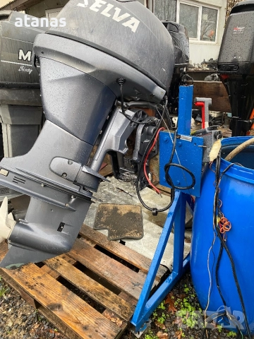 Двигател за лодка