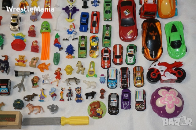 Голям Лот от Фигурки Направени За Mcdonalds Kinder Burger King и други 2.3кг , снимка 10 - Колекции - 51950637