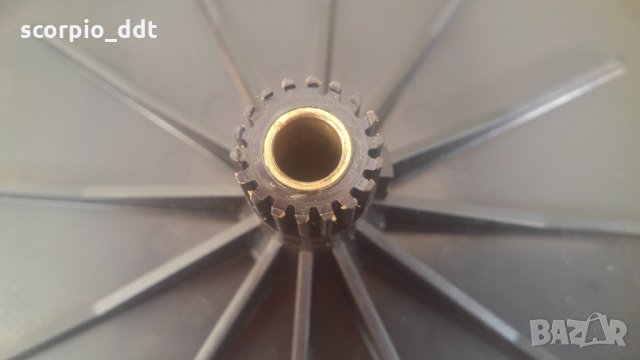 Платер за радиограмофон Philips 814 (22RH814/22Z), снимка 4 - Грамофони - 26901688