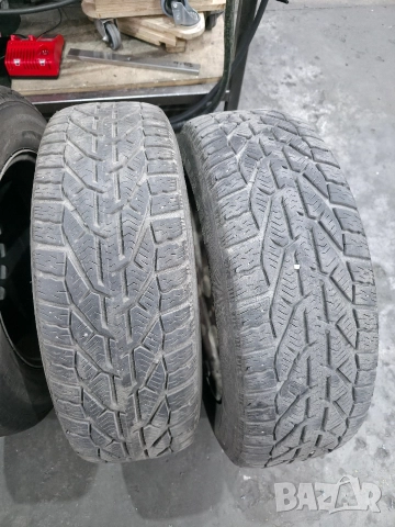 Зимни гуми 195/65 R15 с джанти, снимка 5 - Гуми и джанти - 52796968