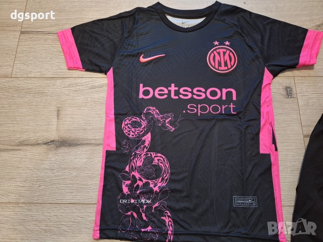 Детски флуоресцентен екип на Интер#Лаутаро Мартинес#10!, снимка 3 - Футбол - 52064071