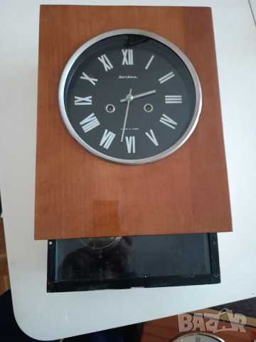 Стенен часовник Янтар 