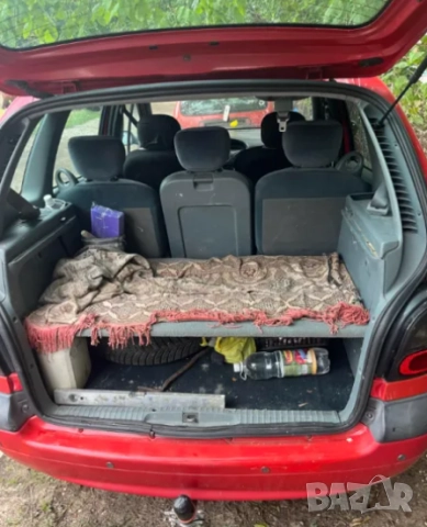 2 за 1: Renault Megane, 1999, Газ/Бензин, снимка 6 - Автомобили и джипове - 50107908