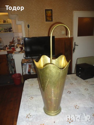 Бронзова поставка за чадъри бастуни, снимка 2 - Антикварни и старинни предмети - 43208434