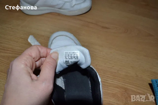 Маратонки кецове Адидас 33 номер, снимка 3 - Детски маратонки - 49328869