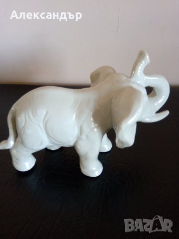 Порцеланова фигура на слон , снимка 2 - Колекции - 43886677