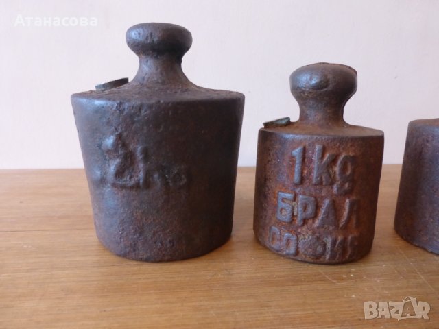 Железни теглилки 4 бр тежести екзагии грамове за кантар везна 1941 г, снимка 3 - Антикварни и старинни предмети - 42995418
