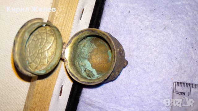 СТАРО БРОНЗОВО ТИБЕТСКО МИНИ - КОТЛЕ ОРНАМЕНТИРАНО КОЛЕКЦИОНЕРСКО РЯДКО РЪЧВА ИЗРАБОТКА 34163, снимка 3 - Колекции - 38904302