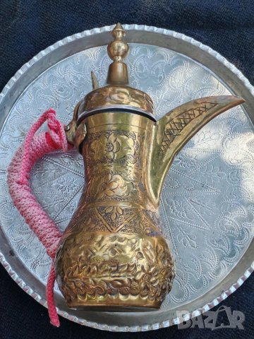 Ориенталска каничка за кафе с поднос. , снимка 5 - Антикварни и старинни предмети - 50656223