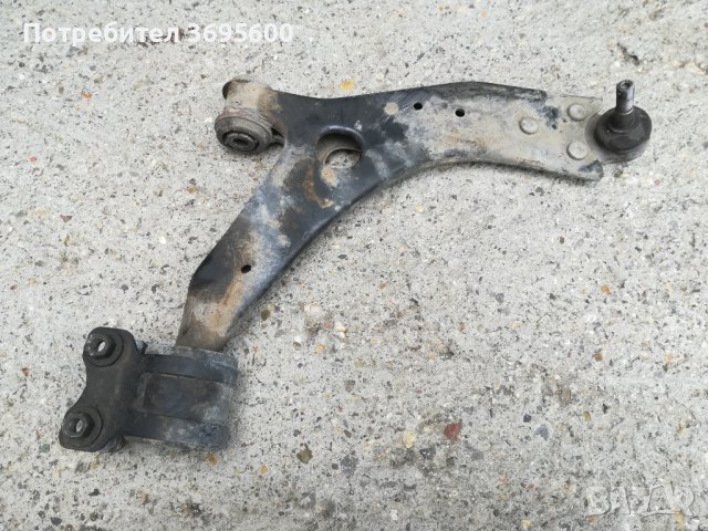 Ford Focus C-max Форд Фокус Ц-макс предни носачи / носач ляв / десен, снимка 2 - Части - 40507761