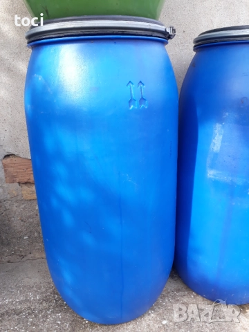 Пластмасови дебели и здрави бидони с капаци с метални скоби за съхранение на течности вино ракия, снимка 6 - Други стоки за дома - 51703813