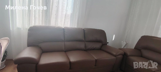 Продавам кожени дивани в кафяв цвят почти нови , снимка 2 - Дивани и мека мебел - 51949935