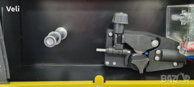 Телоподаващ апарат  МИГ-ММА 250 с микропроцесорно управление, снимка 5 - Други инструменти - 35417517