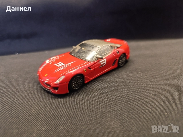 Количка Burago Ferrari 599xx
