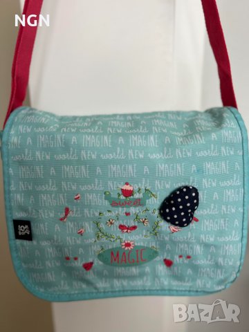 Чанта за през рамо Love Busquets , снимка 6 - Раници - 39726275