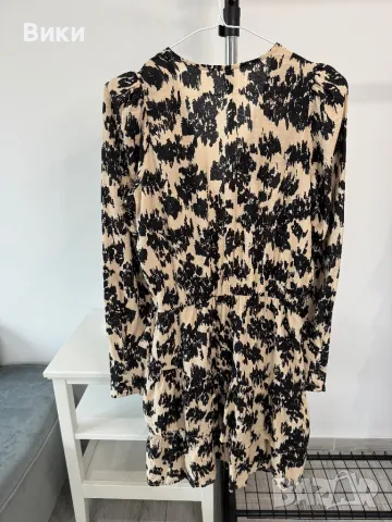 Красива рокля в размер М, снимка 12 - Рокли - 48168104