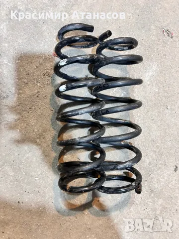 Пружини задни за Тойота Корола версо. 2004-2008г, снимка 2 - Части - 49424973