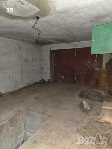 Продавам къща в с. Сушица с 1.2 gka двор и гараж, снимка 14 - Къщи - 53454907