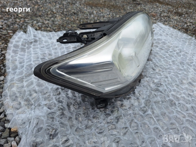 десен фар за тойота рав 4, снимка 3 - Части - 53492768